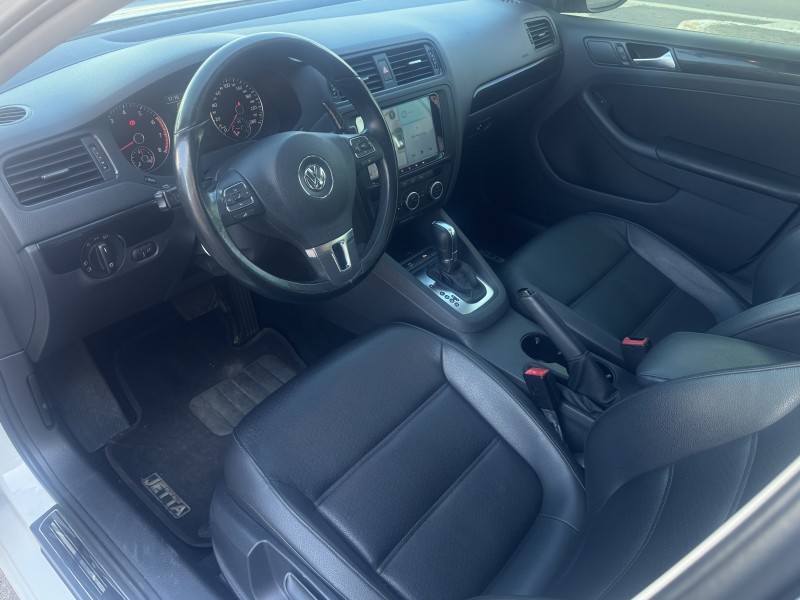 JETTA 2.0 COMFORTLINE FLEX 4P TIPTRONIC - 2014 - CAXIAS DO SUL