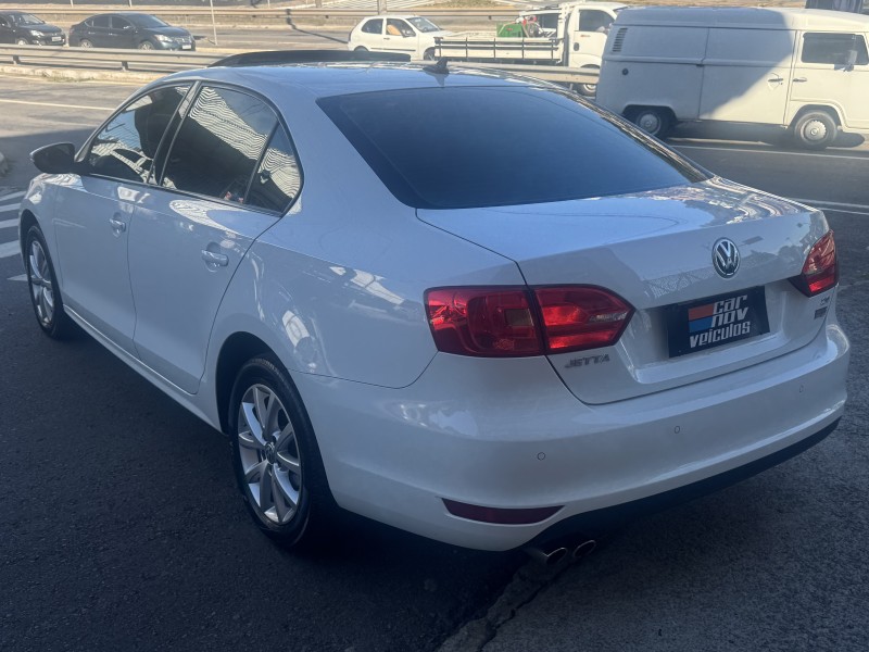 JETTA 2.0 COMFORTLINE FLEX 4P TIPTRONIC - 2014 - CAXIAS DO SUL