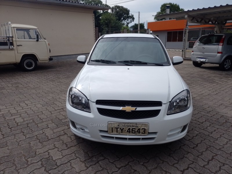 CELTA 1.0 MPFI LT 8V FLEX 4P MANUAL - 2013 - BENTO GONçALVES