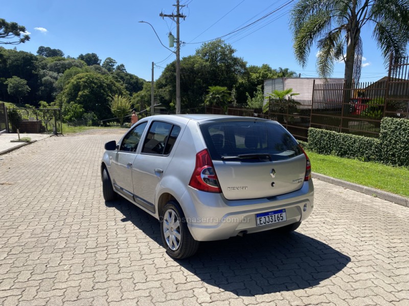 SANDERO 1.0 EXPRESSION 16V FLEX 4P MANUAL - 2009 - CAXIAS DO SUL