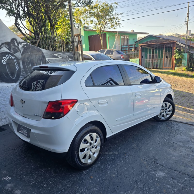 ONIX 1.4 MPFI LT 8V FLEX 4P MANUAL - 2013 - CAXIAS DO SUL