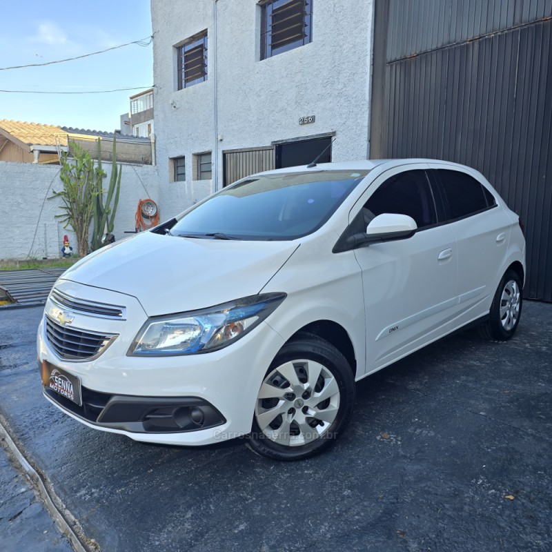 ONIX 1.4 MPFI LT 8V FLEX 4P MANUAL - 2013 - CAXIAS DO SUL