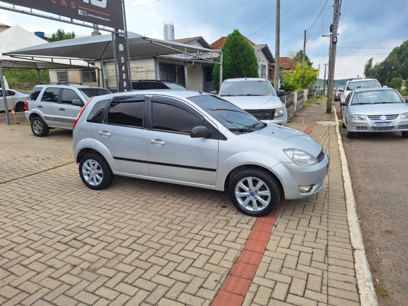 FIESTA 1.0 ROCAM SE 8V FLEX 4P MANUAL - 2007 - CAMBARá DO SUL