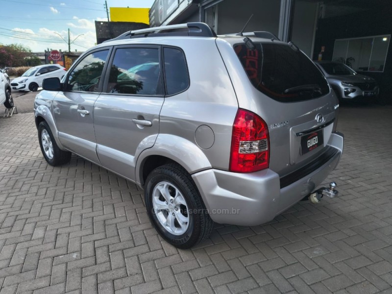 TUCSON 2.0 MPFI GLS 16V 143CV 2WD FLEX 4P AUTOMÁTICO - 2010 - NOVO HAMBURGO