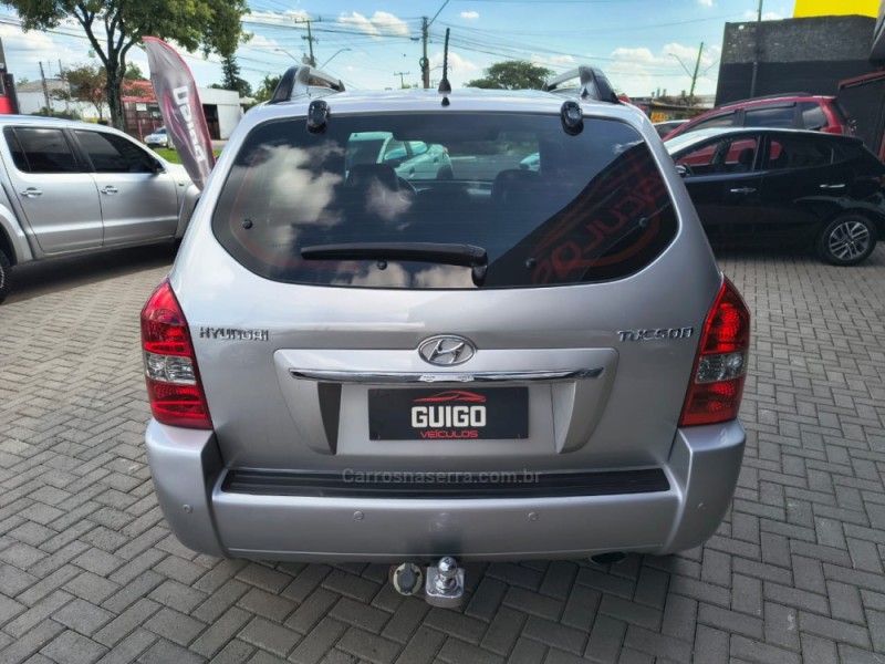 TUCSON 2.0 MPFI GLS 16V 143CV 2WD FLEX 4P AUTOMÁTICO - 2010 - NOVO HAMBURGO