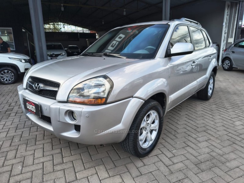 TUCSON 2.0 MPFI GLS 16V 143CV 2WD FLEX 4P AUTOMÁTICO - 2010 - NOVO HAMBURGO