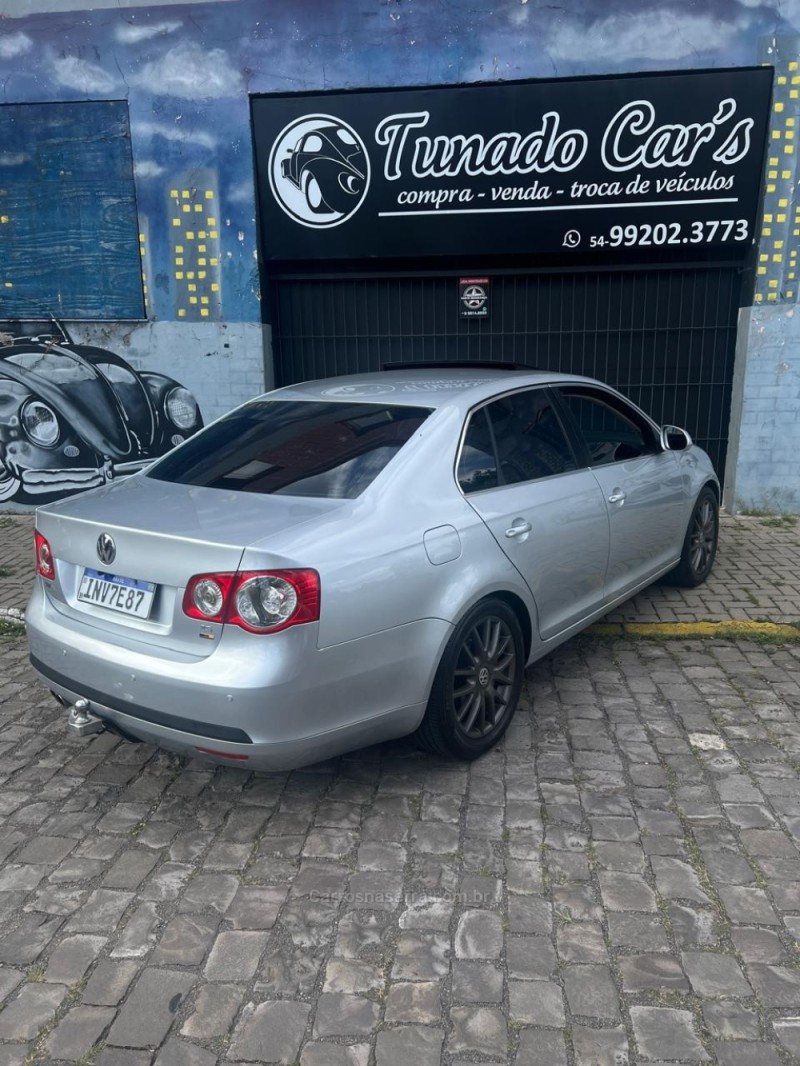 JETTA 2.5 I 20V 150CV GASOLINA 4P TIPTRONIC - 2007 - CAXIAS DO SUL