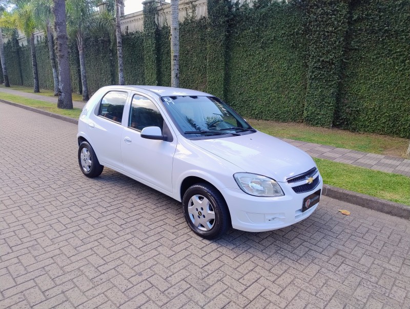 CELTA 1.0 MPFI LT 8V FLEX 4P MANUAL - 2014 - CAXIAS DO SUL