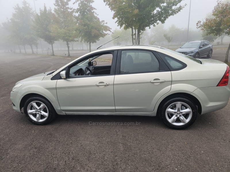 FOCUS 2.0 GLX SEDAN 16V FLEX 4P MANUAL - 2011 - BENTO GONçALVES