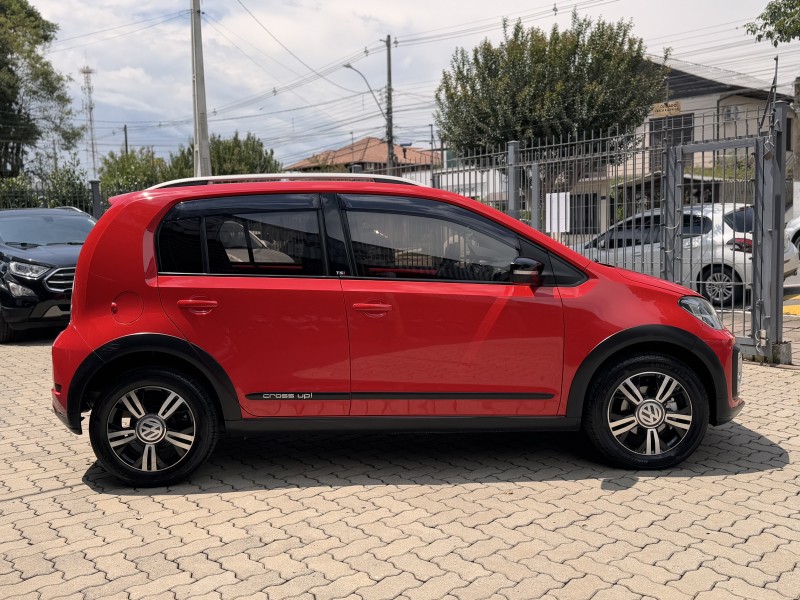 UP 1.0 CROSS T.FLEX 12V 4P MANUAL - 2018 - BENTO GONçALVES