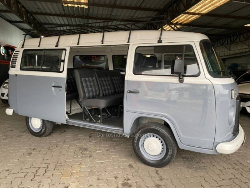 KOMBI 1.4 MI STD LOTAÇÃO 8V FLEX 3P MANUAL - 2014 - CAXIAS DO SUL