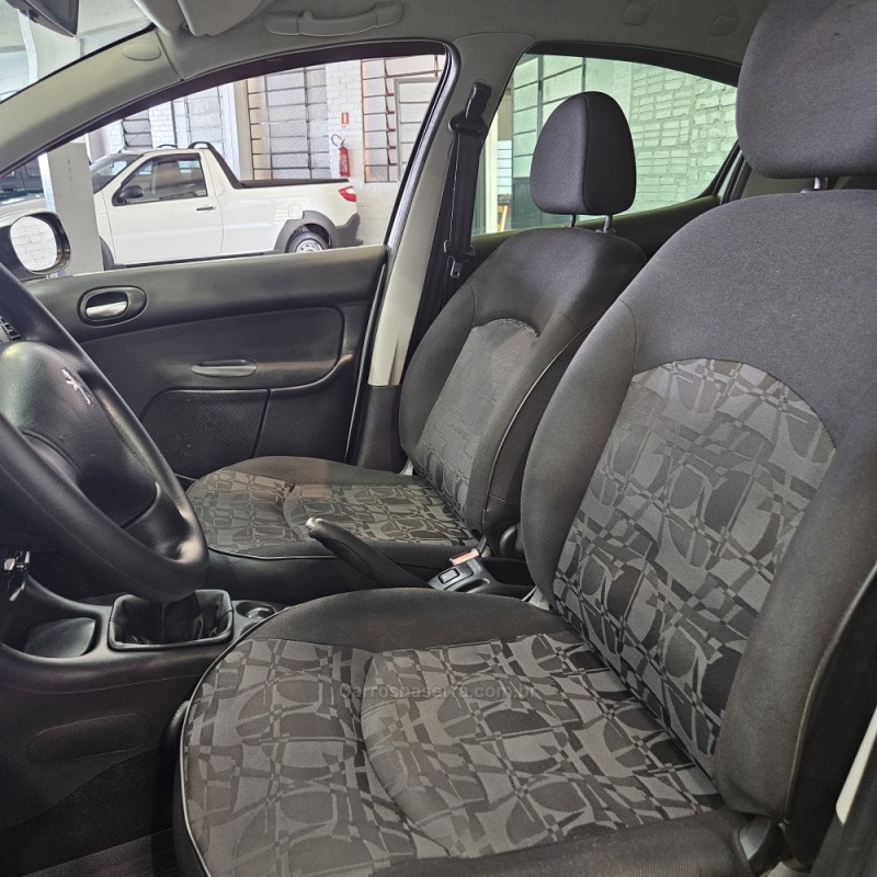 207 1.4 XR 8V FLEX 4P MANUAL - 2011 - CAXIAS DO SUL