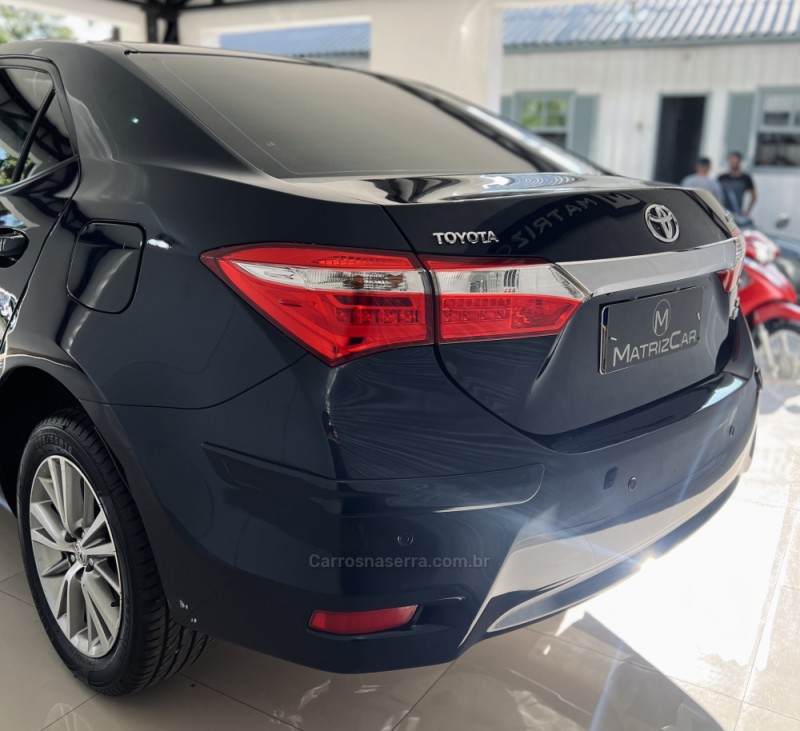 COROLLA 2.0 XEI 16V FLEX 4P AUTOMÁTICO - 2015 - CANELA