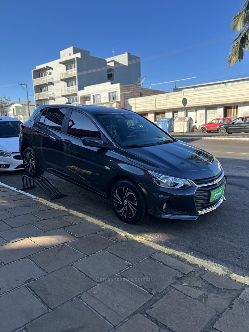 ONIX 1.0 LT 12V FLEX 4P MANUAL - 2024 - CARAZINHO