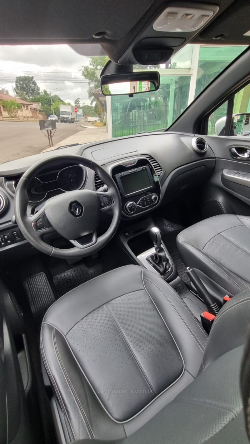 CAPTUR 1.6 16V INTENSE BOSE FLEX 4P AUTOMÁTICO - 2021 - PASSO FUNDO