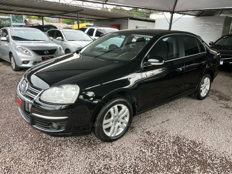 JETTA 2.5 I 20V 150CV GASOLINA 4P TIPTRONIC - 2007 - CAXIAS DO SUL