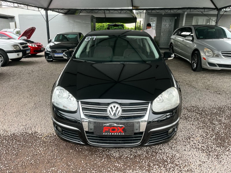 JETTA 2.5 I 20V 150CV GASOLINA 4P TIPTRONIC - 2007 - CAXIAS DO SUL