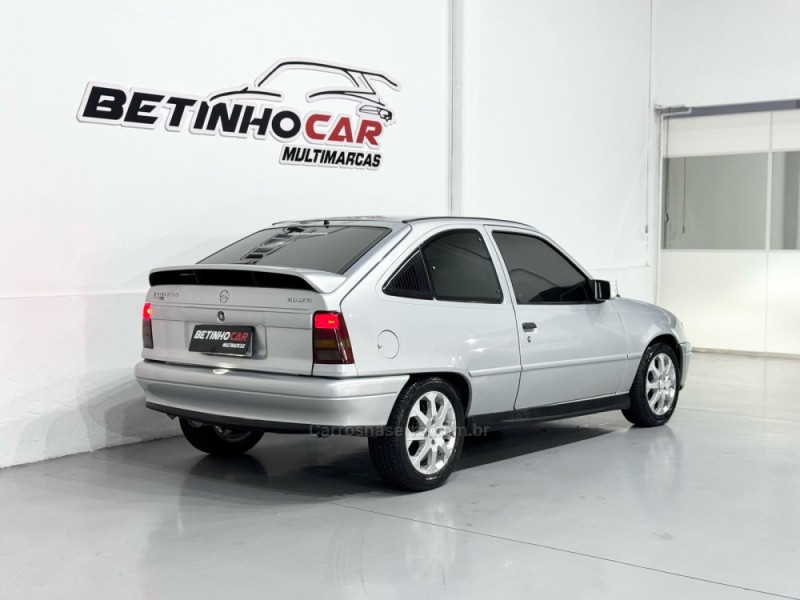 KADETT 2.0 MPFI GLS 8V GASOLINA 2P MANUAL - 1998 - ESTâNCIA VELHA
