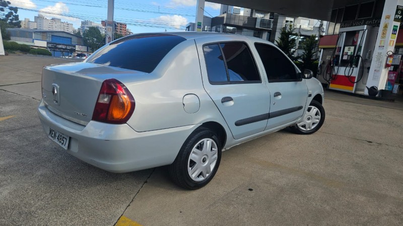 CLIO 1.0 EXPRESSION SEDAN 16V FLEX 4P MANUAL - 2008 - CAXIAS DO SUL