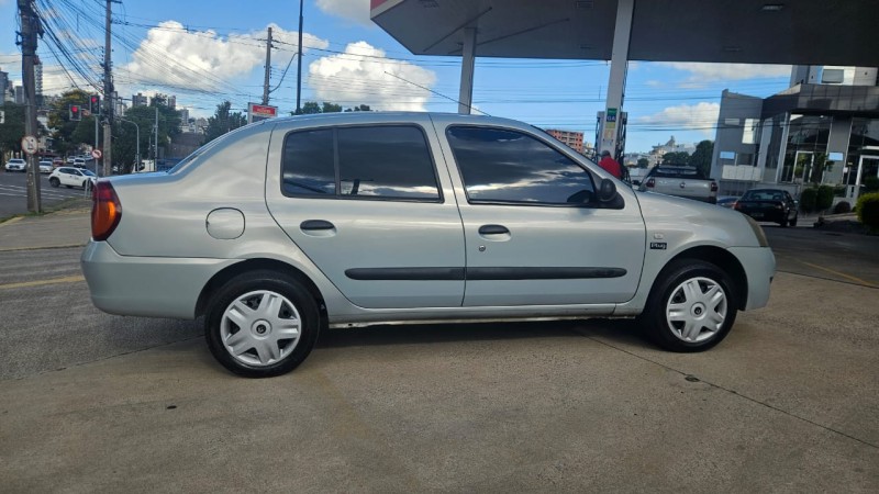 CLIO 1.0 EXPRESSION SEDAN 16V FLEX 4P MANUAL - 2008 - CAXIAS DO SUL