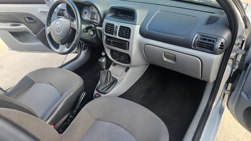 CLIO 1.0 EXPRESSION SEDAN 16V FLEX 4P MANUAL - 2008 - CAXIAS DO SUL