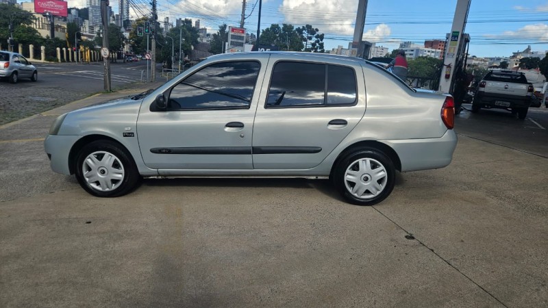 CLIO 1.0 EXPRESSION SEDAN 16V FLEX 4P MANUAL - 2008 - CAXIAS DO SUL
