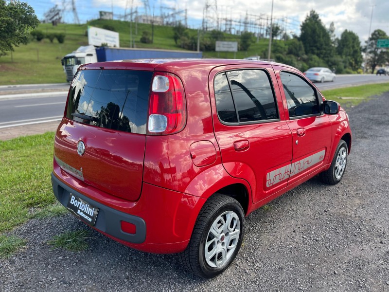 UNO 1.0 EVO VIVACE 8V FLEX 4P MANUAL - 2012 - FARROUPILHA