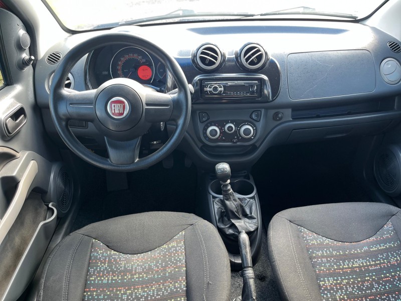 UNO 1.0 EVO VIVACE 8V FLEX 4P MANUAL - 2012 - FARROUPILHA
