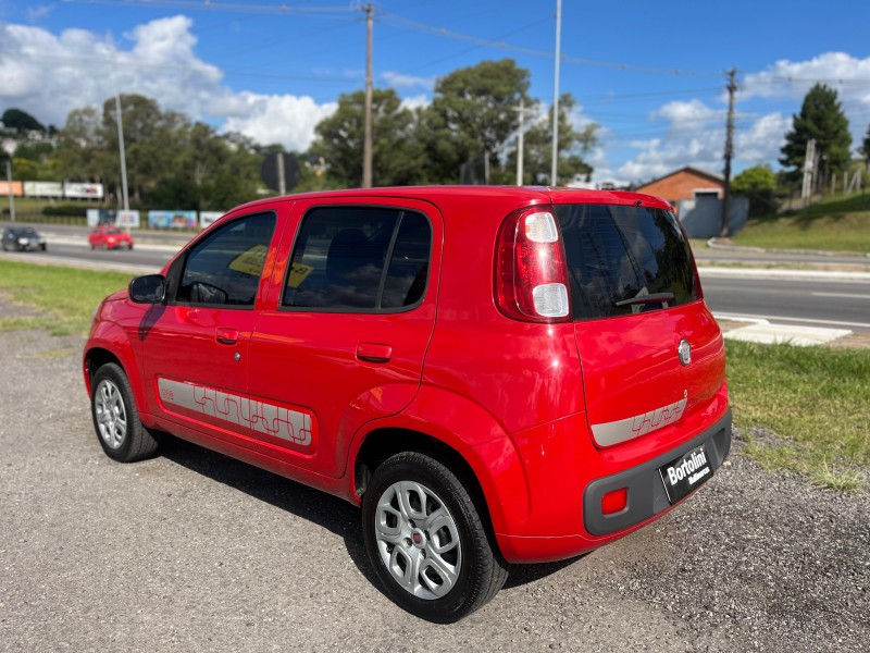UNO 1.0 EVO VIVACE 8V FLEX 4P MANUAL - 2012 - FARROUPILHA