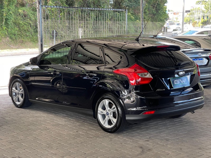 FOCUS 1.6 SE 8V FLEX 4P MANUAL - 2014 - CAXIAS DO SUL