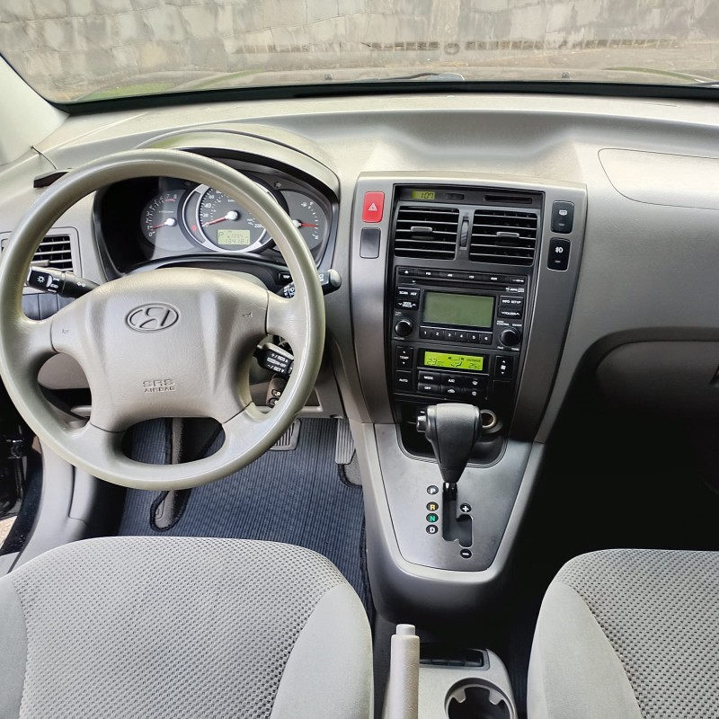 TUCSON 2.0 MPFI GLS 16V 143CV 2WD GASOLINA 4P AUTOMÁTICO - 2010 - FARROUPILHA