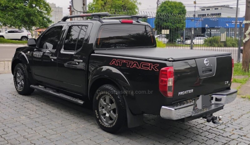 FRONTIER 2.5 SV ATTACK 4X4 CD TURBO ELETRONIC DIESEL 4P MANUAL - 2015 - CAXIAS DO SUL