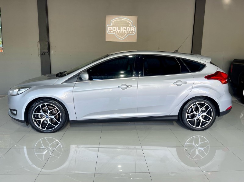 FOCUS 2.0 TITANIUM HATCH 16V FLEX 4P AUTOMÁTICO - 2016 - CAXIAS DO SUL