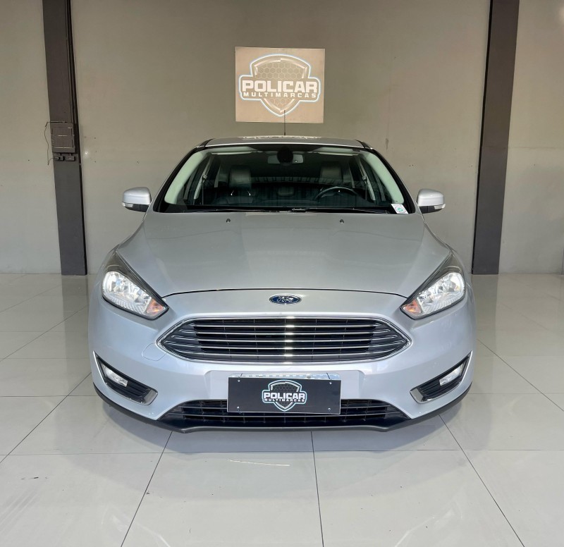 FOCUS 2.0 TITANIUM HATCH 16V FLEX 4P AUTOMÁTICO - 2016 - CAXIAS DO SUL