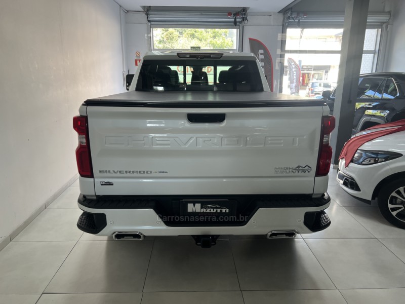 SILVERADO 5.3 1500 HIGH 4X4 COUNTRY GASOLINA 4X4 AUTOMÁTICO - 2024 - BENTO GONçALVES