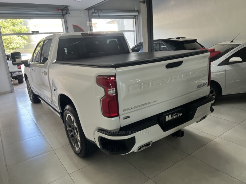 SILVERADO 5.3 1500 HIGH 4X4 COUNTRY GASOLINA 4X4 AUTOMÁTICO - 2024 - BENTO GONçALVES