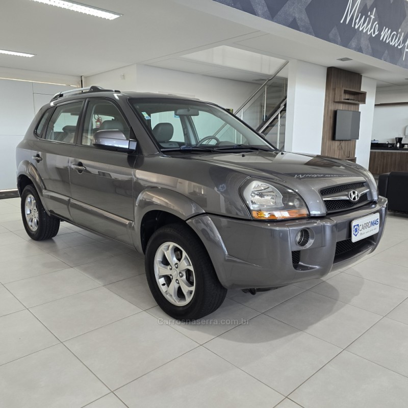 TUCSON 2.0 MPFI GLS 16V 143CV 2WD FLEX 4P AUTOMÁTICO - 2017 - SANTA CRUZ DO SUL