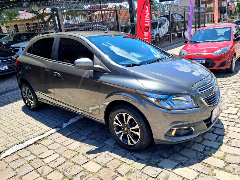 ONIX 1.4 MPFI LTZ 8V FLEX 4P MANUAL - 2015 - CAXIAS DO SUL