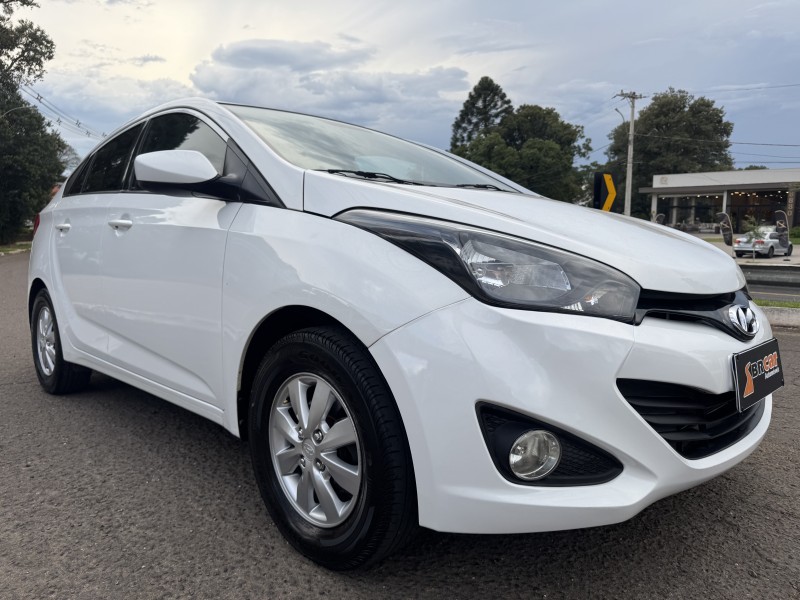 HB20S 1.6 COMFORT PLUS 16V FLEX 4P MANUAL - 2014 - DOIS IRMãOS