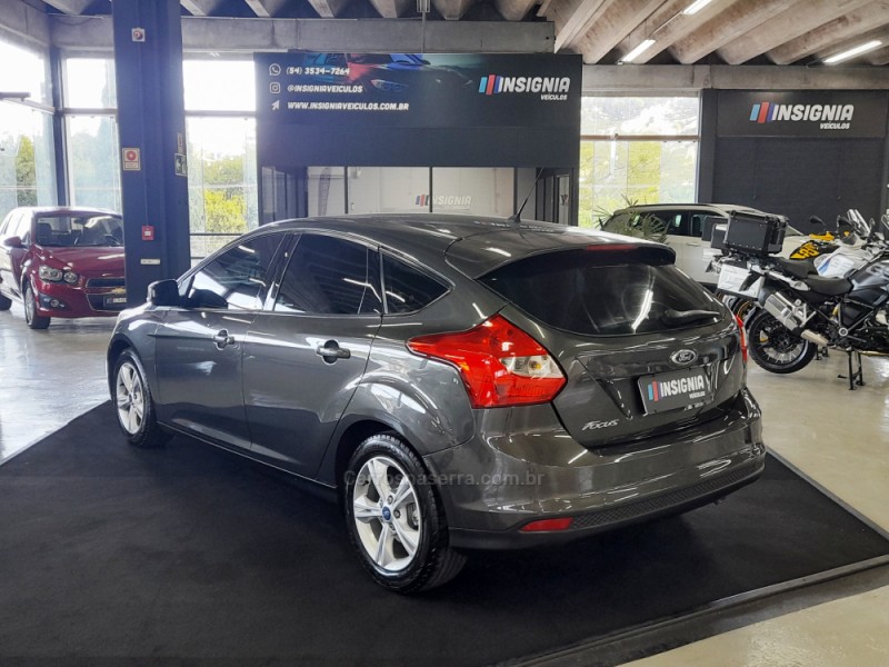 FOCUS 1.6 SE HATCH 16V FLEX 4P AUTOMÁTICO - 2015 - CAXIAS DO SUL