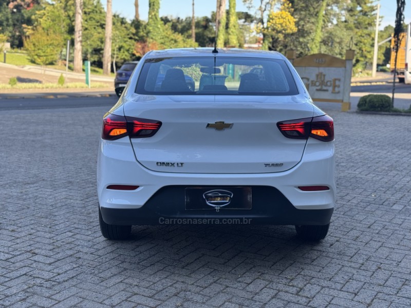 ONIX 1.0 LT 12V TURBO FLEX 4P AUTOMÁTICO - 2022 - GRAMADO