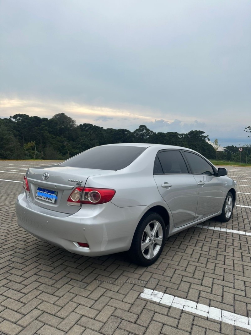 COROLLA 1.8 GLI 16V FLEX 4P AUTOMÁTICO - 2013 - CAXIAS DO SUL