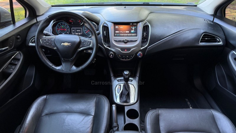 CRUZE 1.4 TURBO LT 16V FLEX 4P AUTOMÁTICO - 2017 - DOIS IRMãOS
