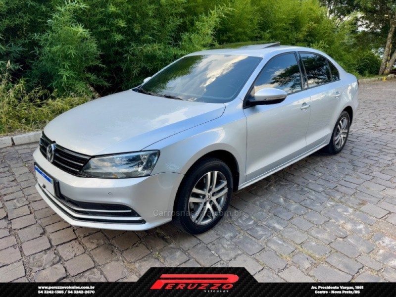 JETTA 2.0 COMFORTLINE FLEX 4P TIPTRONIC - 2016 - NOVA PRATA