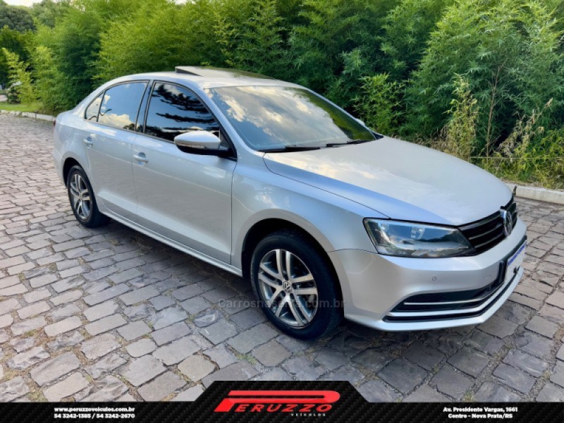 JETTA 2.0 COMFORTLINE FLEX 4P TIPTRONIC - 2016 - NOVA PRATA