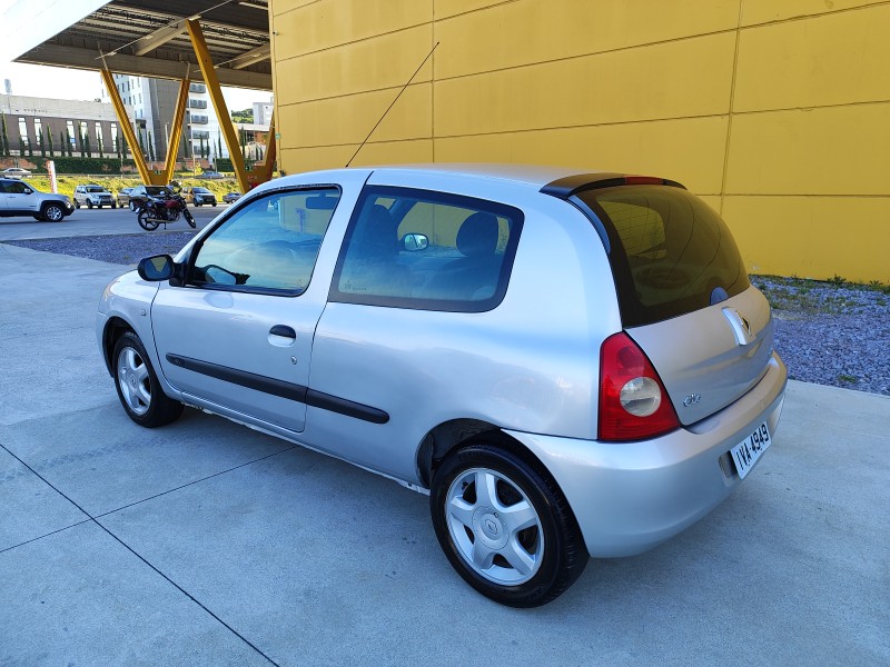 CLIO 1.0 AUTHENTIQUE 16V FLEX 2P MANUAL - 2011 - FARROUPILHA