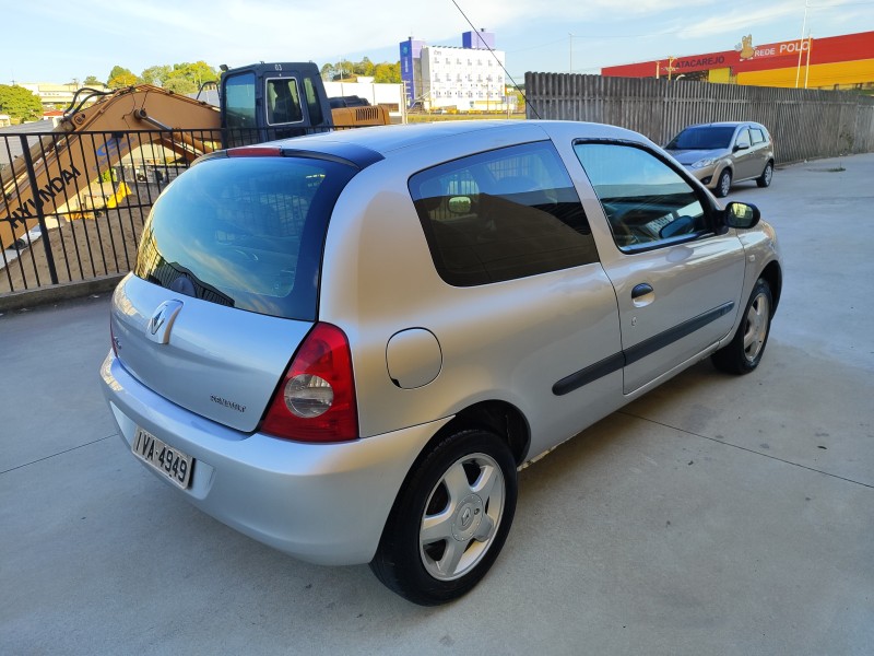 CLIO 1.0 AUTHENTIQUE 16V FLEX 2P MANUAL - 2011 - FARROUPILHA