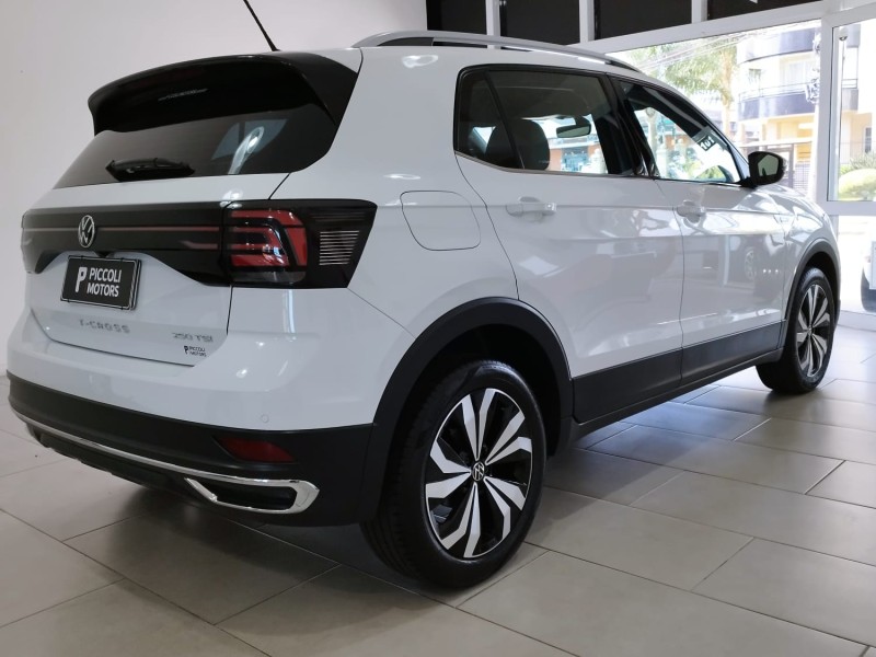 T-CROSS 1.4 HIGHLINE TSI 16V FLEX 4P AUTOMÁTICO - 2023 - CAXIAS DO SUL