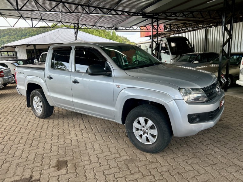 AMAROK 2.0 4X4 CD 16V TURBO INTERCOOLER DIESEL 4P MANUAL - 2012 - SãO SEBASTIãO DO CAí