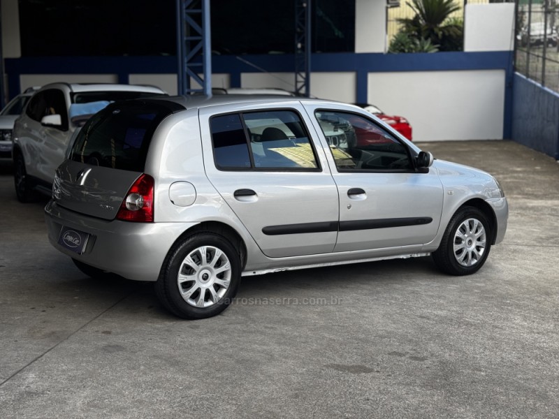 CLIO 1.0 CAMPUS 16V FLEX 4P MANUAL - 2011 - CAXIAS DO SUL